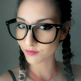 Lara S